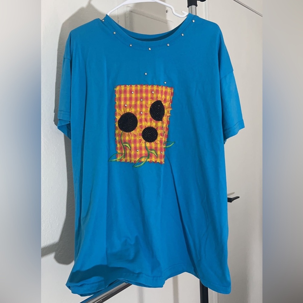 Flower blinged tshirt
